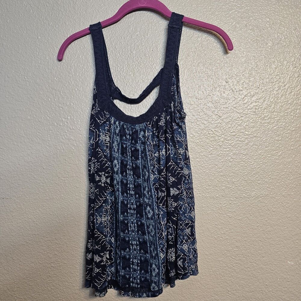 Lucky Brand Women’s XS Blue Boho Print Crochet Trim Racerback Tank Top Y2K E463
